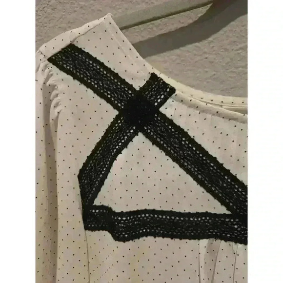 Ann Taylor Loft Women's M White Polka Dot Long Sleeve Blouse Crochet Trim - Picture 2 of 8